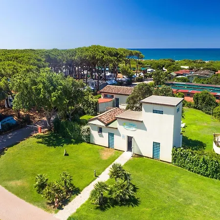 아파트 Mit Veranda In Montalto Marina